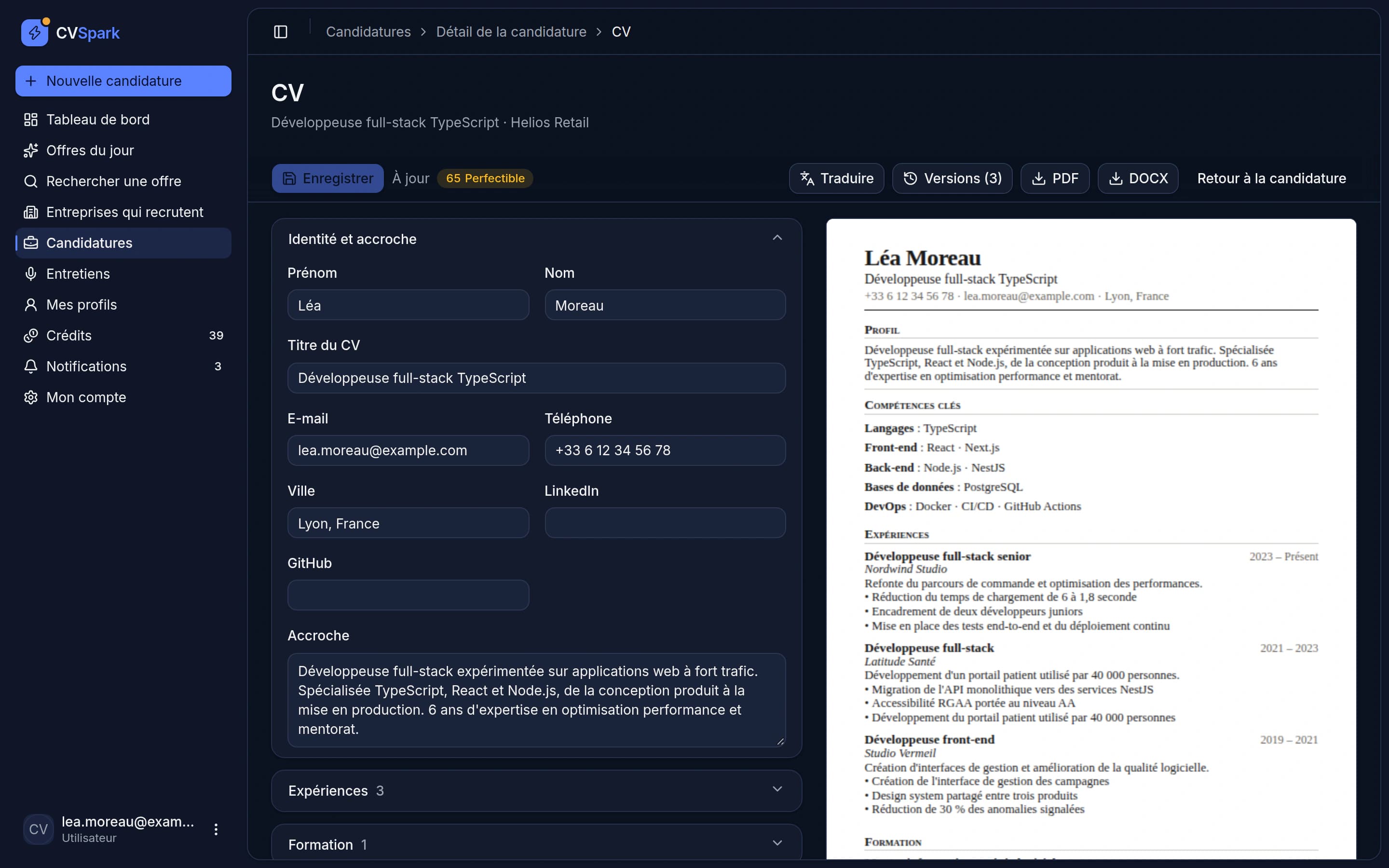 Éditeur de CV avec l'aperçu A4 du document adapté